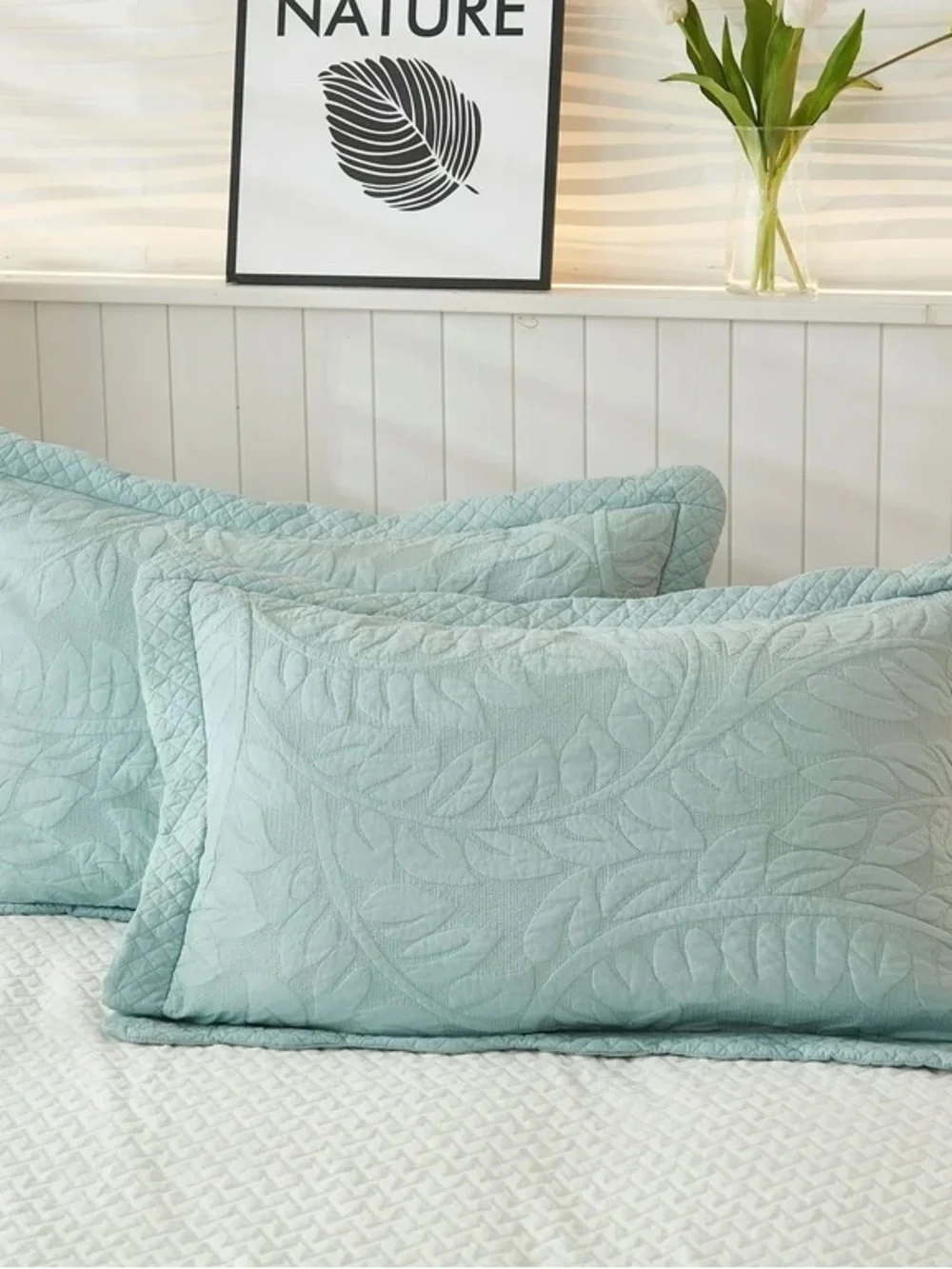 Light Blue Quilted Bedspread Set with Pillow Shams